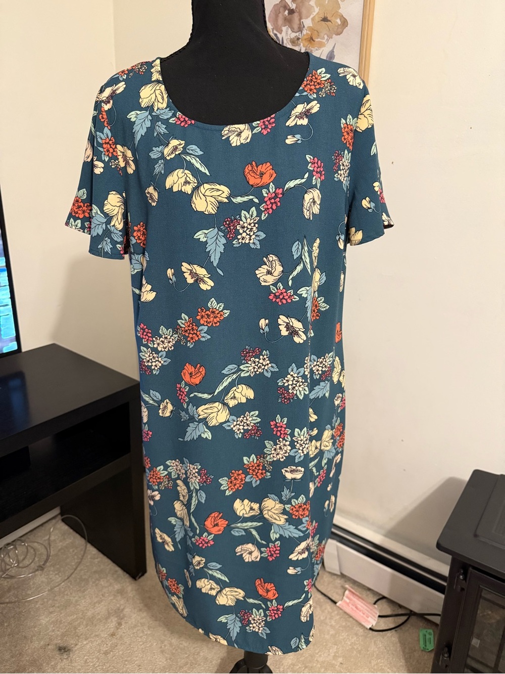 Maurices Sz Large Teal Floral Short Sleeve Shift Dress